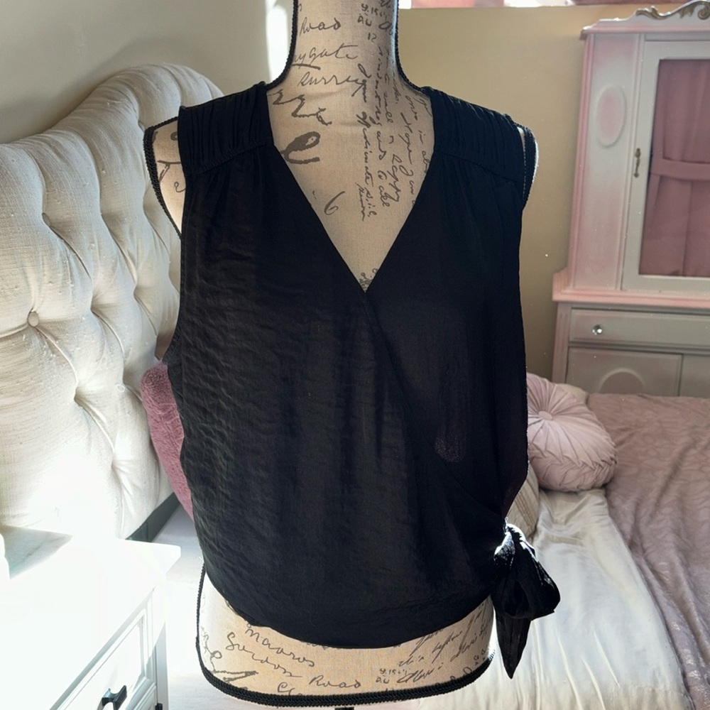 Rachel Zoe Flattering Top L